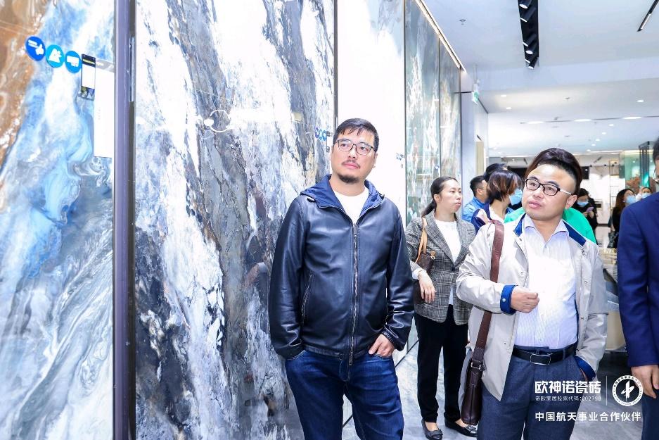 歐神諾5G雙層窯爐巖板智能生產線正式點火!_9