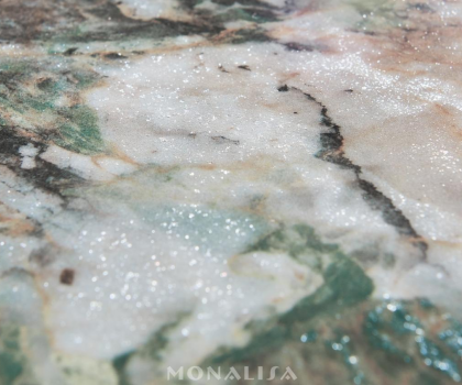 以國際領(lǐng)先的晶閃技術(shù)，蒙娜麗莎瓷磚七星珍巖系列再現(xiàn)自然極奢之美