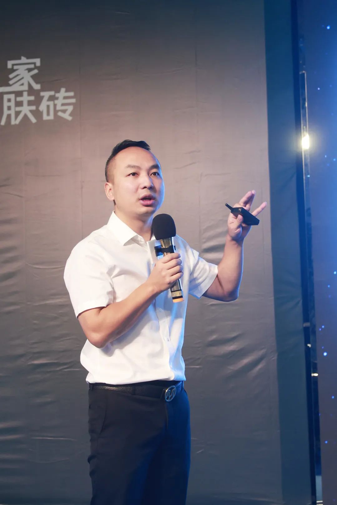 1667552815775552.jpg 16.jpg