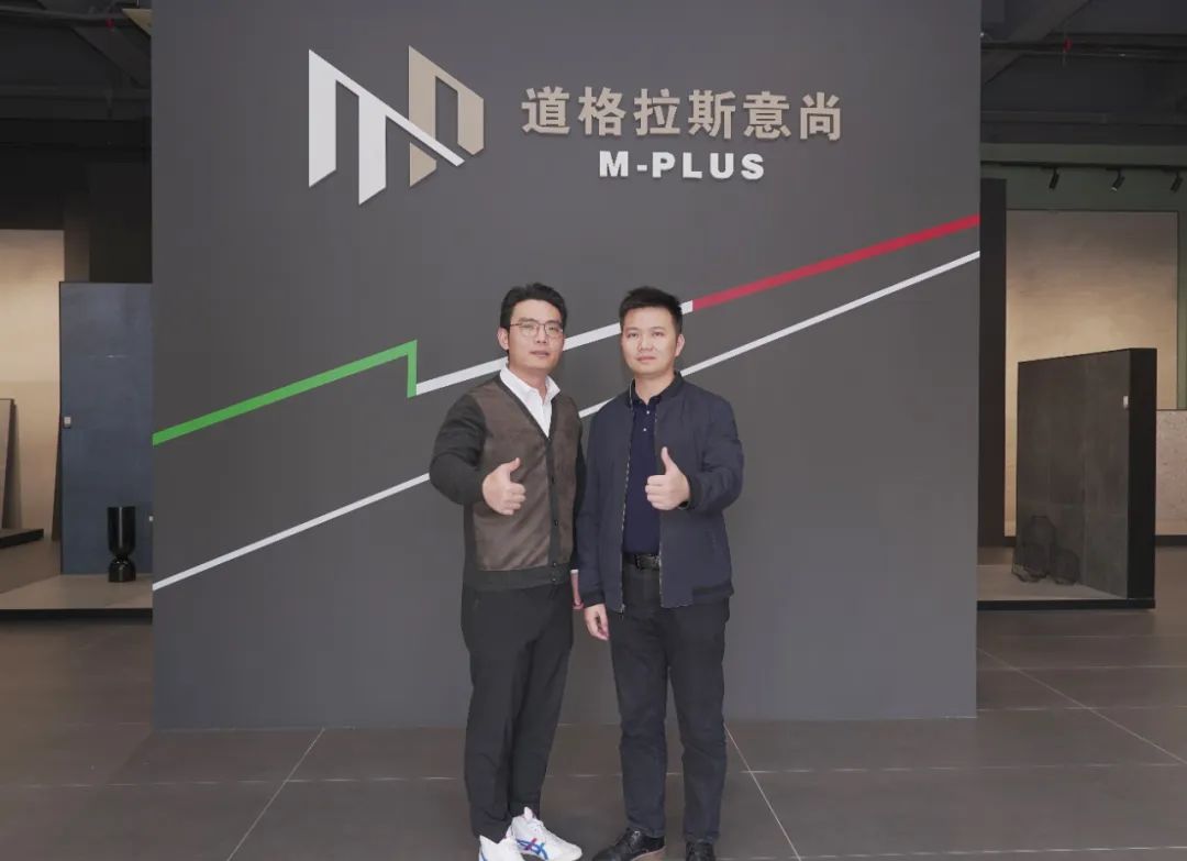 1671892187351261.jpg 道格拉斯趙帆:不設(shè)限,無極限 探討年輕品牌運營之道.jpg