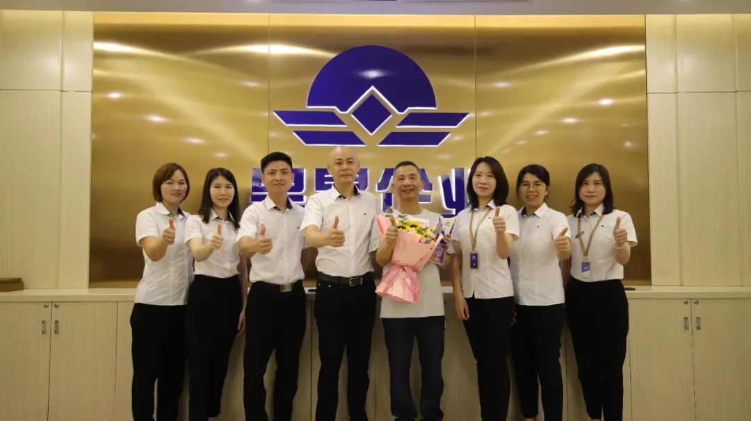 1689221078727050.jpg 昊晟集團征戰二十余載的老員工董應光同志正式榮休6.jpg