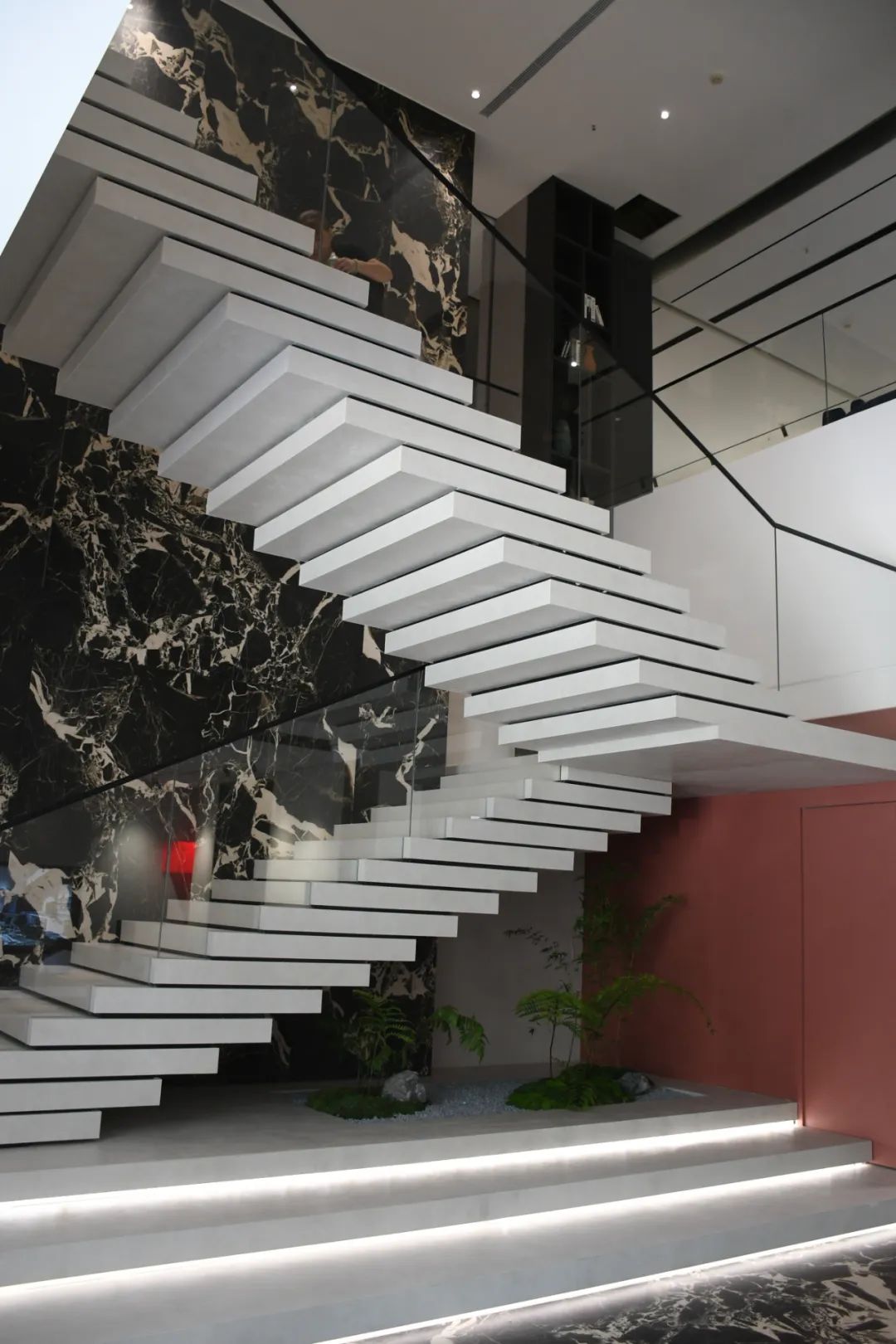 1689748994510339.jpg 2.jpg