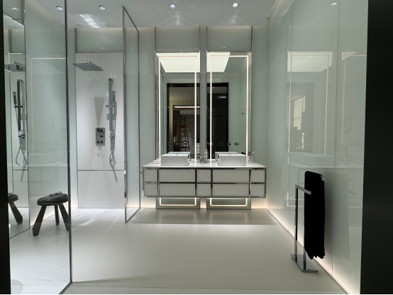 1715918574464512.png image.png