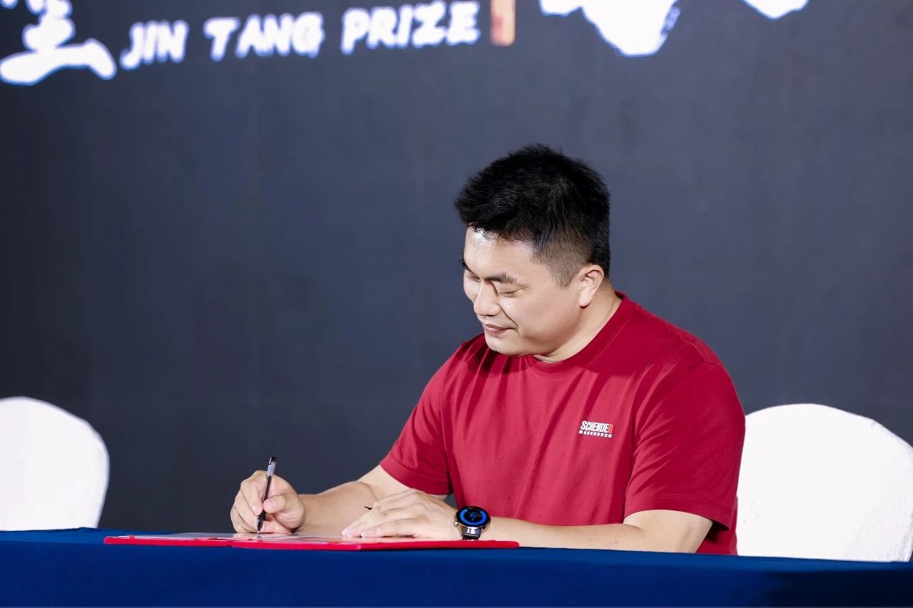 1752133777677488.jpg c16ecb79f8f00ff3330a41c263cafdb0.jpg