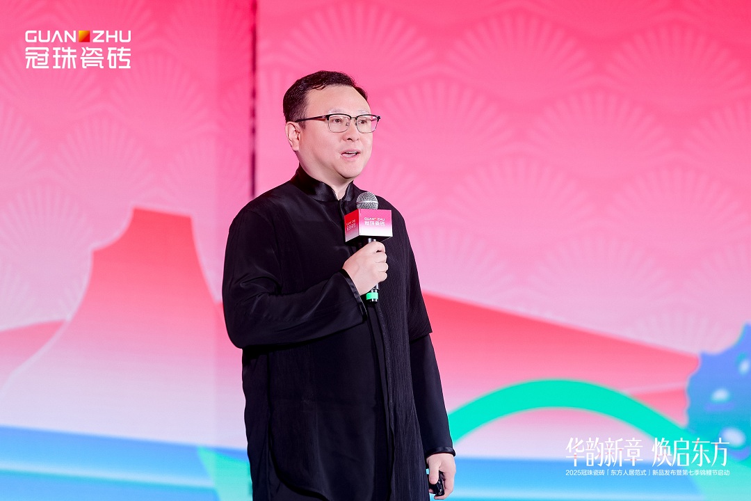 6“生活美學(xué)”首倡者、中國社會科學(xué)院哲學(xué)所美學(xué)室研究員博士生導(dǎo)師 劉悅笛老師新.jpg